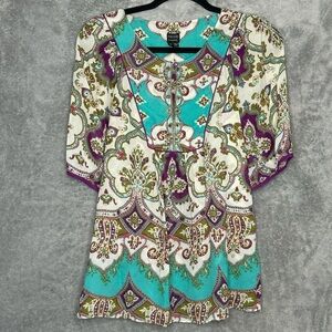 Nicole Miller 6 Small Shirt Top Green Paisley Short Sleeve Round Neck Keyhole